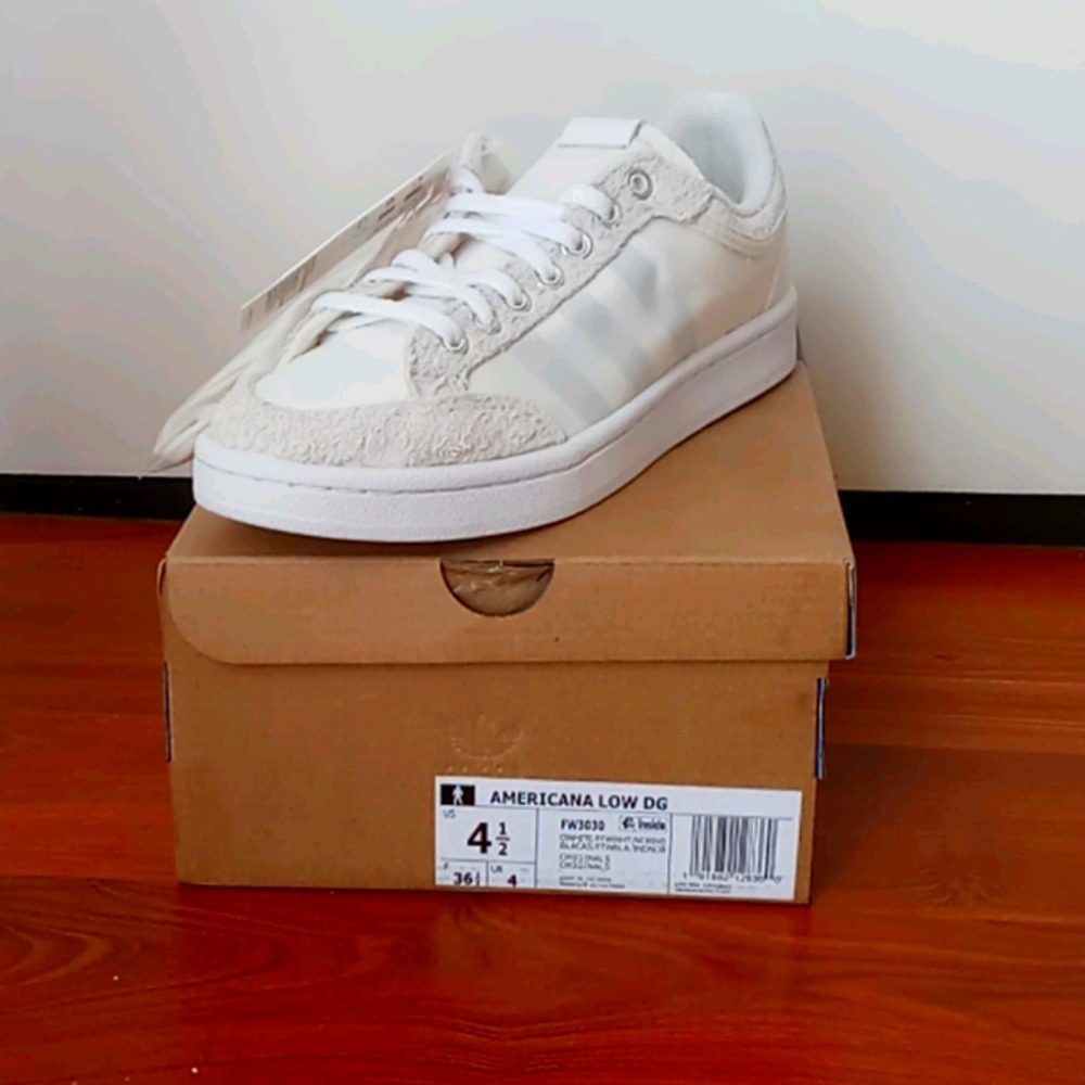 Americana Low DG- Donald Glover (Childish Gambino)